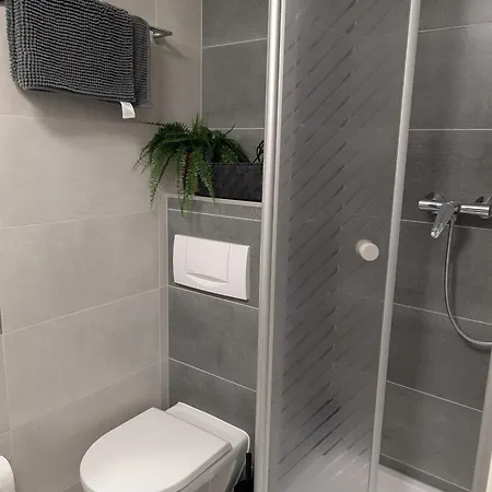 Kavi #7, Pool, Sauna Und Fitness Free, 2-zimmer